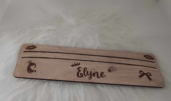 Support jeu de cartes en bois personnalisable – Motifs Princesse Love – Image 2